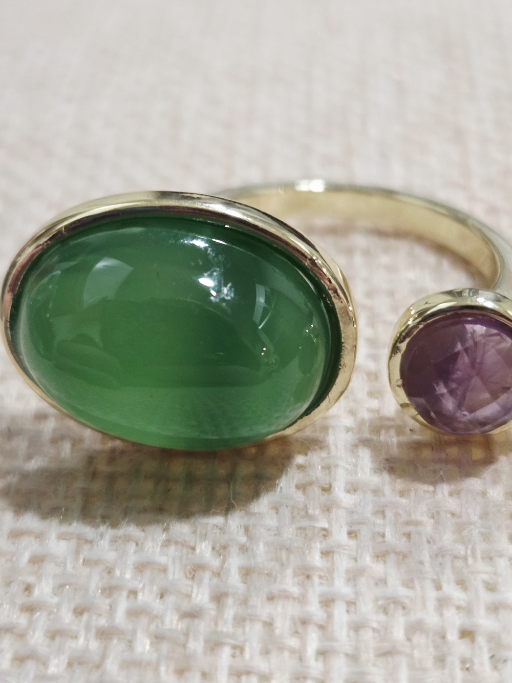 Gold Green Jade. & Purple Amethyst Ring - Picture 3 of 4